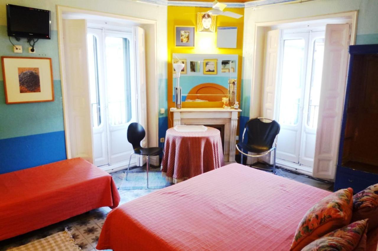 Casa De Huespedes Dolce Vita Madrid Exterior photo